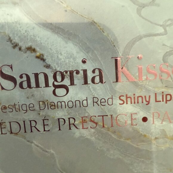 LA PREDIRE PRESTIGE LIPSTICK! - Picture 5 of 5